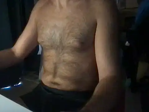 Snapshot of TomTop_11 chatting on October 15, 8:25 am TomTop 11 online show from October 15, 8:25 am