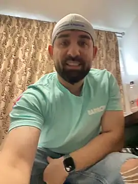 Snapshot of Shots_of_sperm chatting on October 4, 10:46 am Shots of sperm online show from October 4, 10:46 am