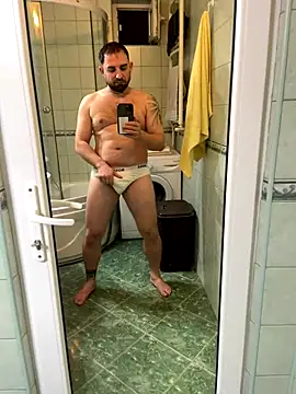 Snapshot of Shots_of_sperm chatting on October 20, 10:10 pm Shots of sperm online show from October 20, 10:10 pm