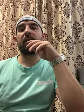 Snapshot of Shots_of_sperm chatting on October 31, 10:27 am Shots of sperm online show from October 31, 10:27 am