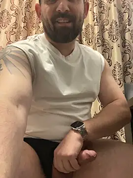 Snapshot of Shots_of_sperm chatting on December 3, 12:47 pm Shots of sperm online show from December 3, 12:47 pm