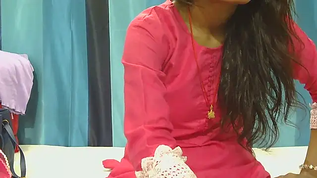 Aarti misty71 online show from October 27, 5:00 am