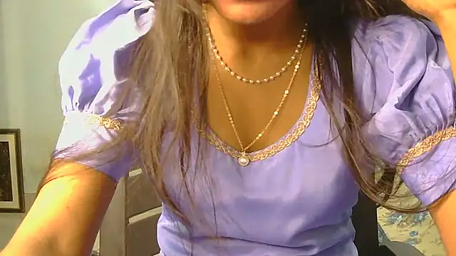 Aarti misty71 online show from May 6, 5:35 am