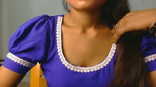 Aarti misty71 online show from May 26, 5:36 am