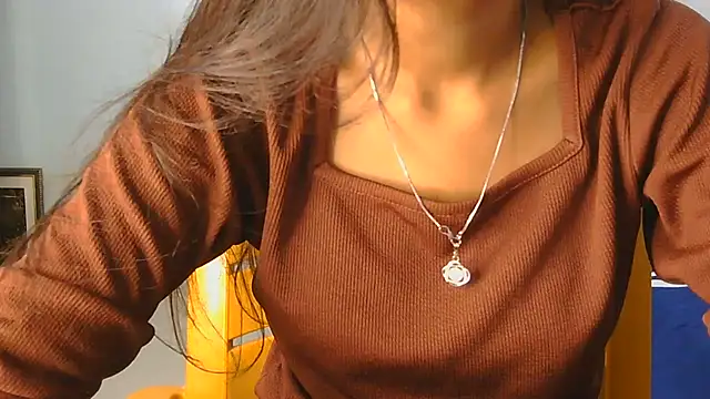 Aarti misty71 online show from June 9, 5:30 am