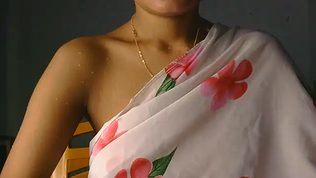 Aarti misty71 online show from July 12, 6:04 am