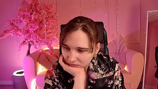 TessaMill online show from March 4, 9:15 am