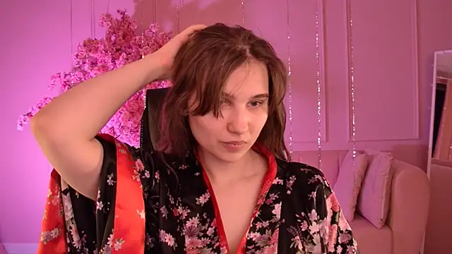 TessaMill online show from March 19, 5:22 am