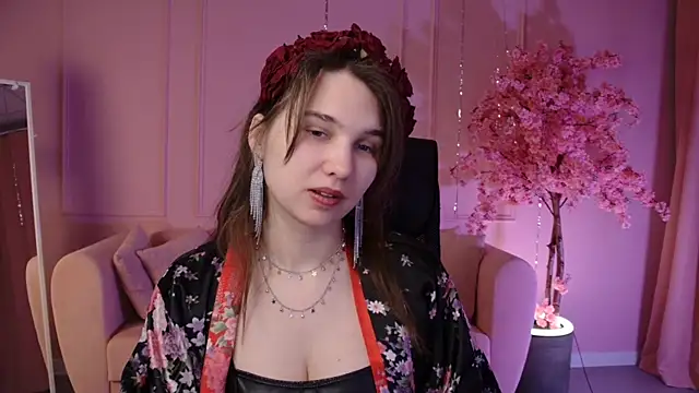 TessaMill online show from April 30, 5:25 am