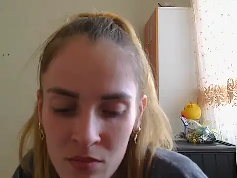 Snapshot of JayeTyler chatting on November 14, 7:51 am JayeTyler online show from November 14, 7:51 am