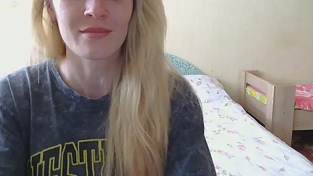 JayeTyler online show from May 5, 7:49 am