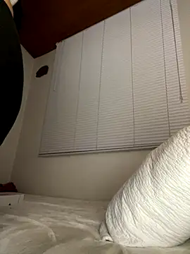 Snapshot of oh_nina chatting on November 28, 3:09 am oh nina online show from November 28, 3:09 am