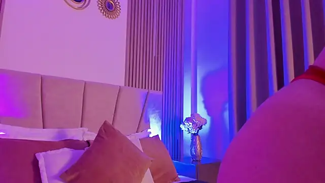 Victoria Beaumont online show from December 5, 11:52 am