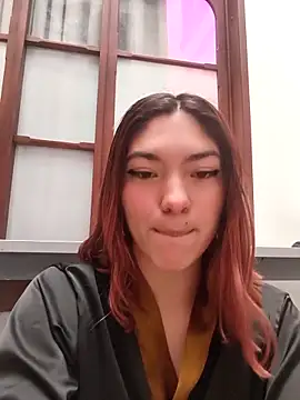 Snapshot of Victoria_Beaumont chatting on May 5, 12:13 pm Victoria Beaumont online show from May 5, 12:13 pm