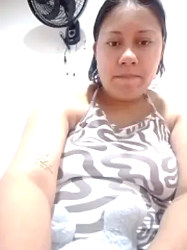 Hot Rihanna online show from March 9, 5:06 pm