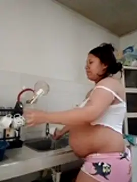 Hot Rihanna online show from March 10, 5:18 pm