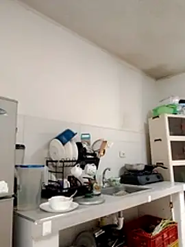 Hot Rihanna online show from March 14, 4:45 pm