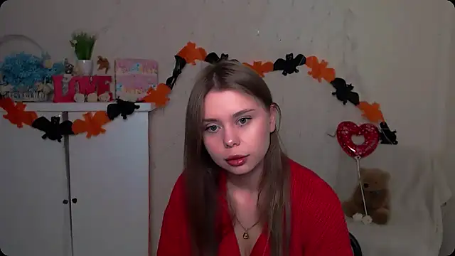 Snapshot of OceanicDawn chatting on October 24, 7:05 am OceanicDawn online show from October 24, 7:05 am