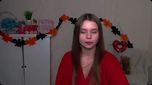 Snapshot of OceanicDawn chatting on October 27, 7:12 am OceanicDawn online show from October 27, 7:12 am