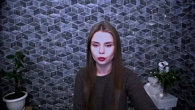 Snapshot of OceanicDawn chatting on November 13, 6:01 am OceanicDawn online show from November 13, 6:01 am