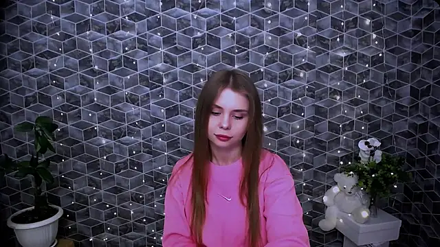 Snapshot of OceanicDawn chatting on November 18, 9:58 am OceanicDawn online show from November 18, 9:58 am