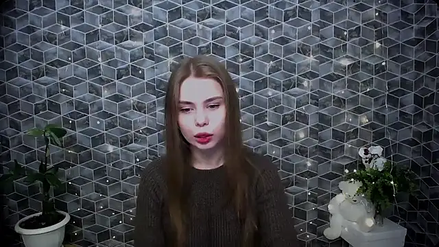 Snapshot of OceanicDawn chatting on December 3, 6:10 am OceanicDawn online show from December 3, 6:10 am