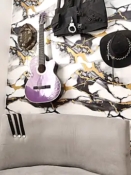 Hiroshi Shen online show from January 17, 1:38 pm