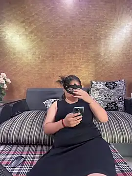 Iampriyaaa15 online show from July 1, 6:59 am