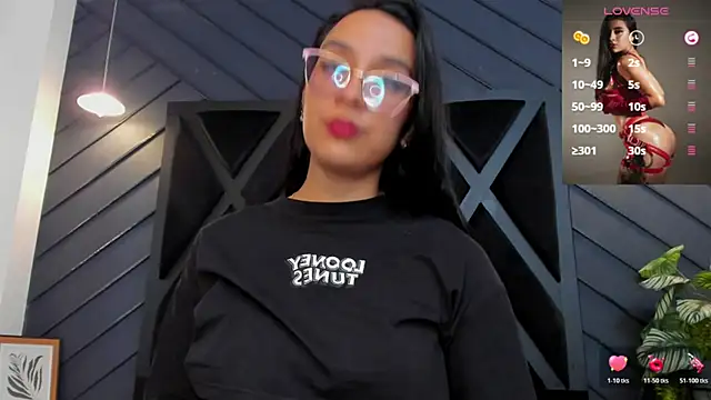 Snapshot of zoe_martins_ chatting on October 25, 5:30 pm zoe martins online show from October 25, 5:30 pm