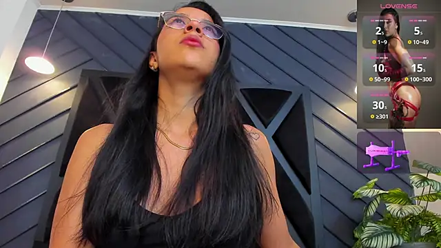 Snapshot of zoe_martins_ chatting on November 4, 5:23 pm zoe martins online show from November 4, 5:23 pm