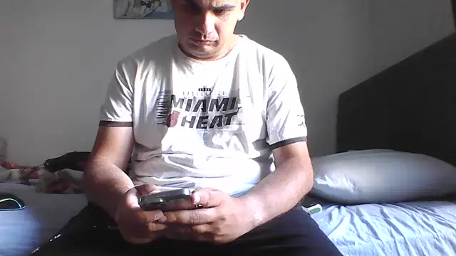 Snapshot of kocasosisli chatting on July 8, 3:05 pm kocasosisli online show from July 8, 3:05 pm