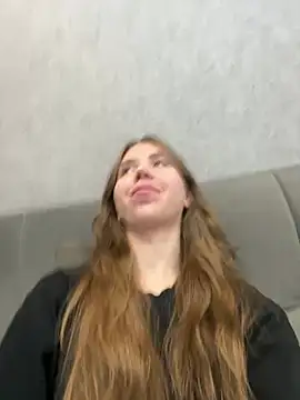 Snapshot of EvaAkins chatting on March 20, 3:06 pm EvaAkins online show from March 20, 3:06 pm