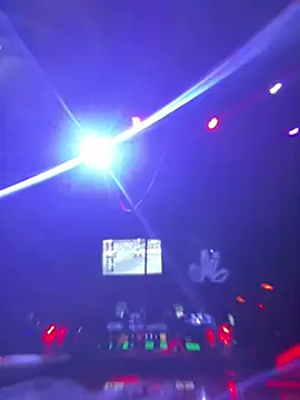 addictedtoari online show from February 6, 3:22 am