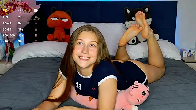 Snapshot of MissEmilyMiller chatting on June 11, 5:33 pm MissEmilyMiller online show from June 11, 5:33 pm