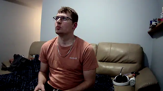 Snapshot of jungleking_88 chatting on March 20, 8:35 pm jungleking 88 online show from March 20, 8:35 pm