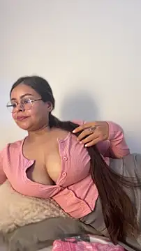 sweet shadil  online show from June 4, 12:55 pm