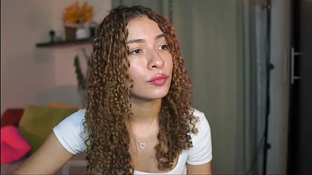 isabella-garcia- online show from October 21, 2:01 am