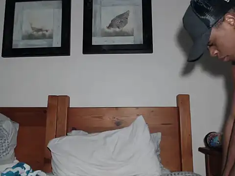 Snapshot of Bedroom_Gangster007 chatting on October 2, 6:15 pm Bedroom Gangster007 online show from October 2, 6:15 pm