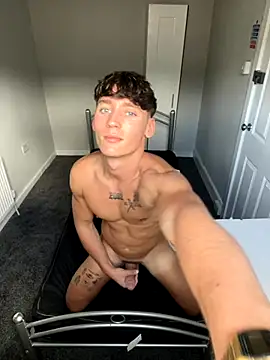 naughtyboy0124 online show from October 9, 1:20 pm