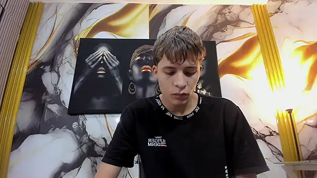mono blonde online show from July 22, 11:46 am