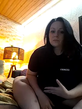 Snapshot of Chrissy_Christal chatting on October 19, 5:35 pm Chrissy Christal online show from October 19, 5:35 pm