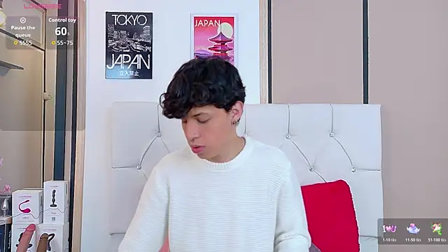 Axel  Evans online show from November 20, 12:27 pm