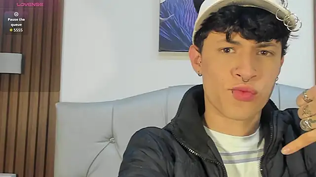 Snapshot of Axel__Evans chatting on May 30, 1:19 pm Axel Evans online show from May 30, 1:19 pm