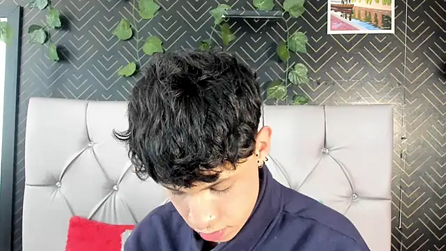 Snapshot of Axel__Evans chatting on July 28, 1:43 pm Axel Evans online show from July 28, 1:43 pm