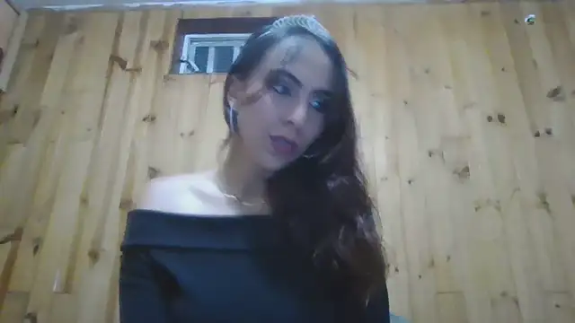 Snapshot of Roselingalvis13 chatting on November 1, 2:35 am Roselingalvis13 online show from November 1, 2:35 am