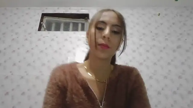 Roselingalvis13 online show from February 5, 3:11 am