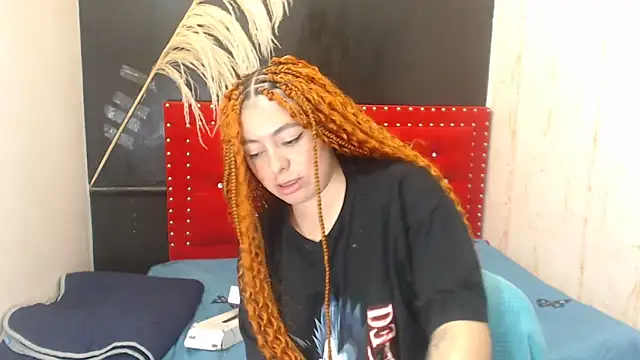 MiaKimky online show from December 5, 3:52 pm