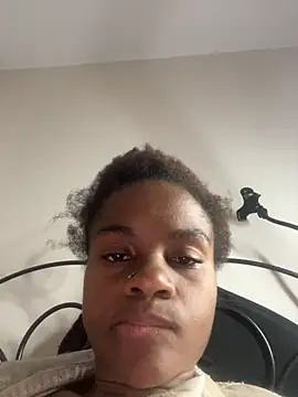 Snapshot of Soniala chatting on October 17, 5:15 pm Soniala online show from October 17, 5:15 pm