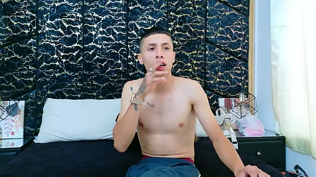 Snapshot of CattyANDnicky chatting on September 26, 11:47 am CattyANDnicky online show from September 26, 11:47 am