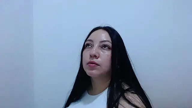 Snapshot of carolina_zabala_19 chatting on June 23, 9:24 pm carolina zabala 19 online show from June 23, 9:24 pm